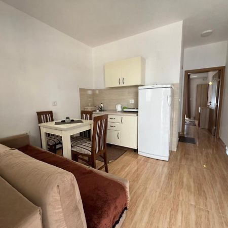 Kontiki Apartments Улцинь Экстерьер фото